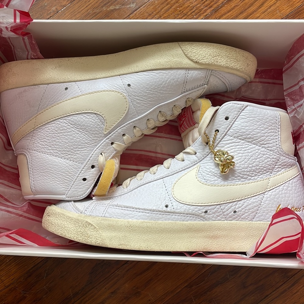 Nike Blazer High Tops - Popcorn - Men’s 6/Women’s 7.5